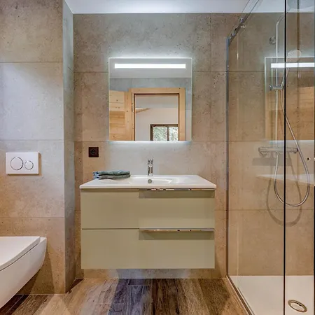 Du Cristal Blanc Chalet *